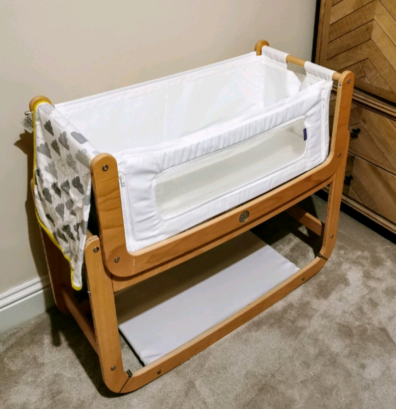 Snuzpod 3in1 beside bed cot Natural wood in Dowanhill, Glasgow