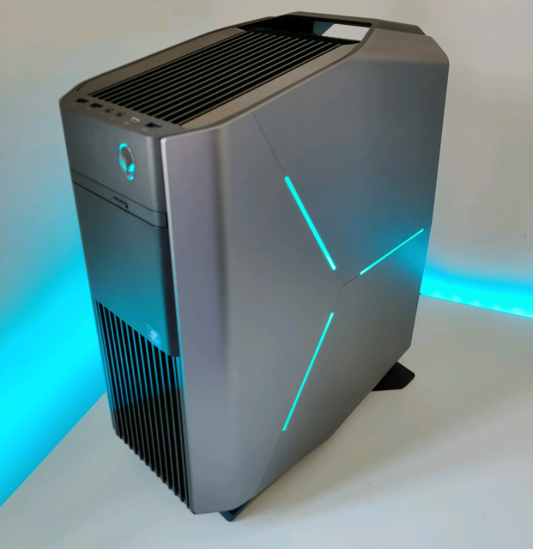 ALIENWARE AURORA R7 GAMING PC i7 8th gen 16gb DDR4 512GB SSD in