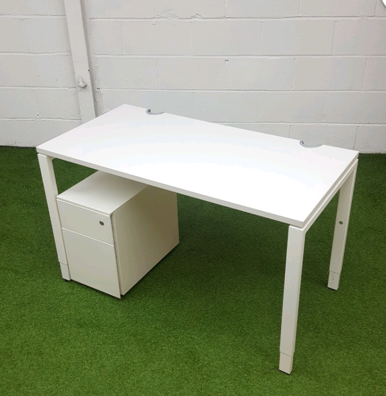 White desk 1200mm x 600mm office furniture in North Weald, Essex