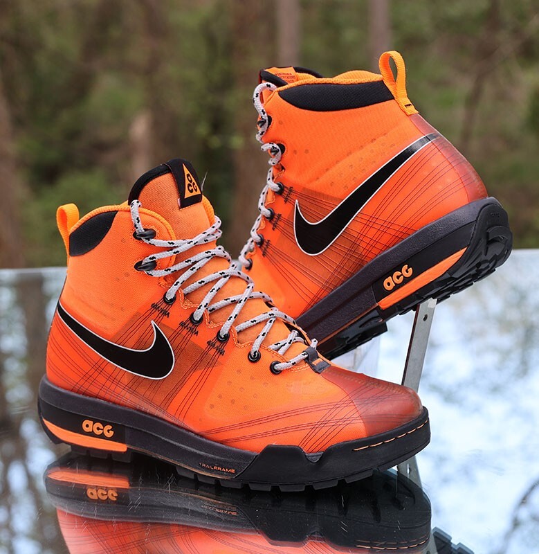 Nike ACG Ashiko Flywire Boot 2009 Men's Size 8 Orange Black