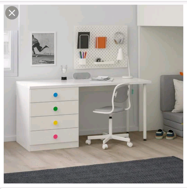Boys Desk Not Chair In Carluke South Lanarkshire Gumtree