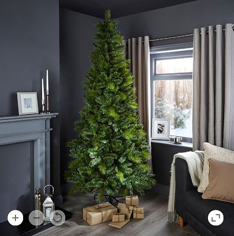 B&Q Eiger 7'6'' Artificial Christmas Tree mint condition in South