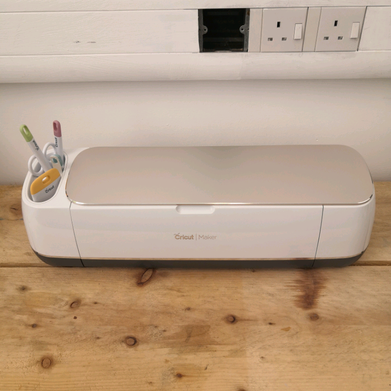 Cricut maker with accessories. in Southside, Glasgow Gumtree