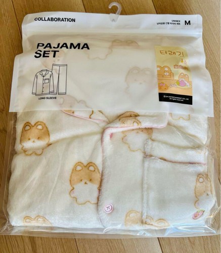 アイドルグッズ EXO - BAEKHYUN X SPAO PAJAMAS TEO-LAE-GI BAEKHYUN EXO TEOLAEGI SPAO GOODS LONG SLEEVE PAJAMA SET