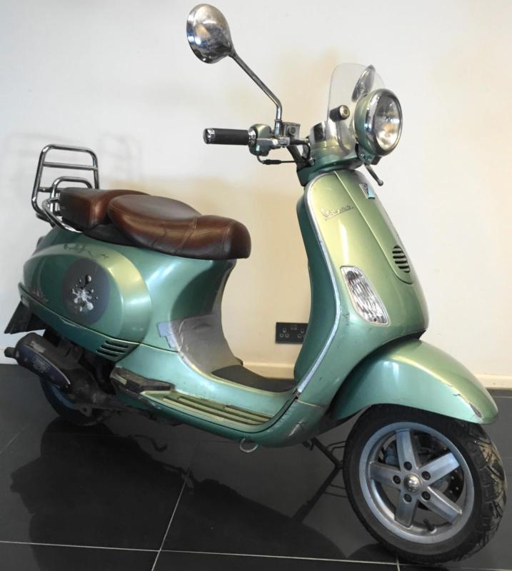 2009 PIAGGIO VESPA LX V 50 SCOOTER GREEN TRADE SALE CONTACTLESS PAYMENT
