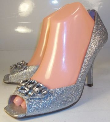 Guess Womens US 9 M Silver Glitter Jeweled Textile wedding Prom Peep Toe Heels 
