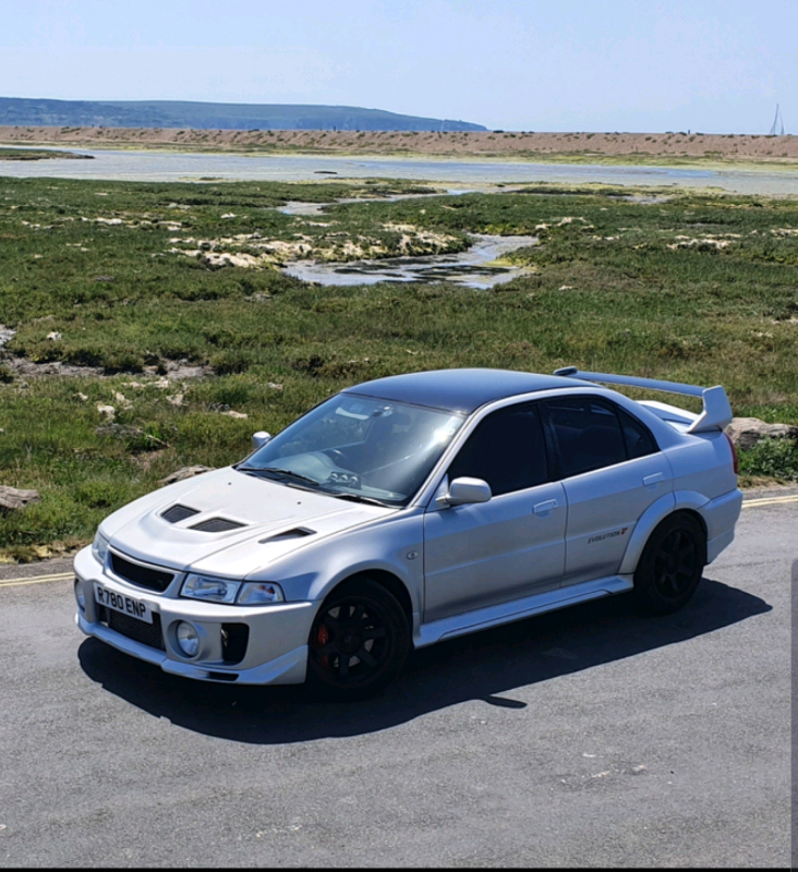 Mitsubishi lancer evo 5