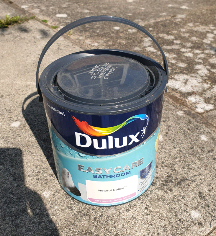 Dulux bathroom paint, Natural Calico in Roundhay, West Yorkshire