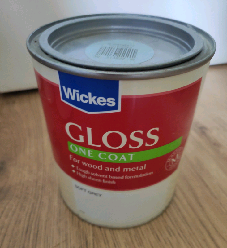 New Wickes gloss one coat paint 0.75 in Earley, Berkshire Gumtree