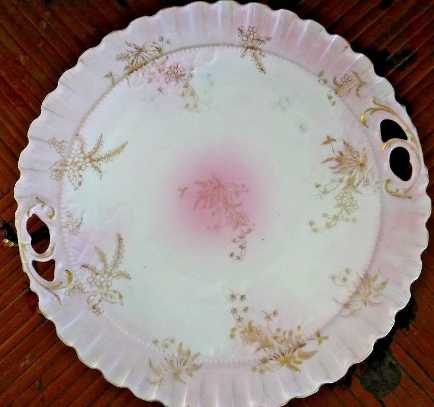 ANTIQUE CAKE PLATE