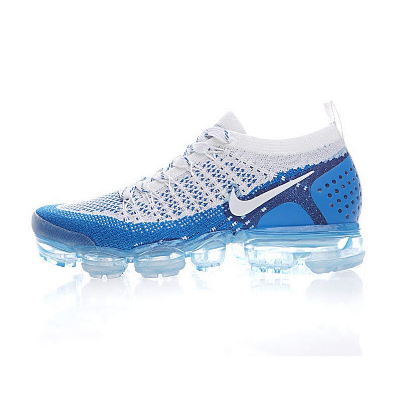 White and blue vapormax flyknit