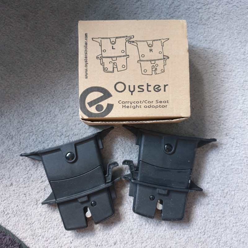 Oyster max top carrycot adapters