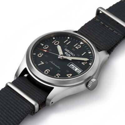 Pre-owned Seiko 5 Sports Field Collection Nylon Band Men's Watch Srpg31k1