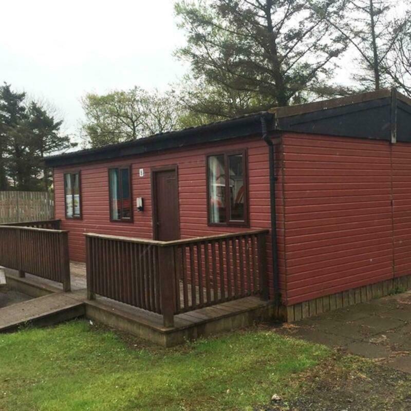 Wooden Chalet Lodge 2/3 Bedroom Perfect for Farm, Office or Self