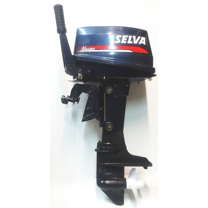 Selva long shaft 15hp 2 stroke outboard engine in Hackney, London