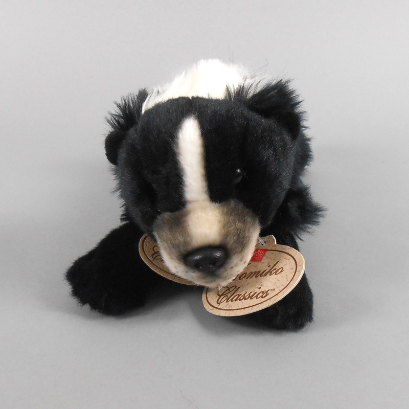 Russ Yomiko Classics Skunk White and Black Plush Toy 9