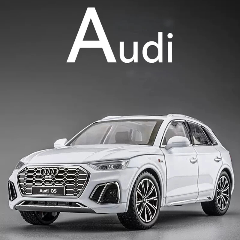1:24 Audi Q5 Alloy Model Car SUV Vehicle Diecast Sound Light
