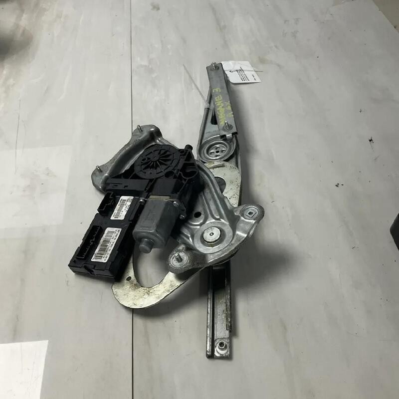 ALZACRISTALLO PORTA ANTERIORE SINISTRO RENAULT MEGANE 3A SERIE (10/08>) 1.5 DCI