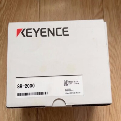 1PC New Keyence SR-2000 1D 2D Barcode Reader Scanner Vision SR2000 Free Shipping
