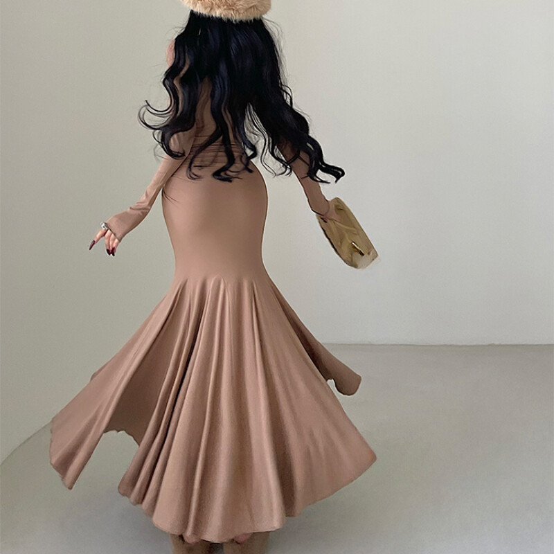 Abito Lungo Pieghettato Slim Elegante Da Donna Con Maniche Lunghe E Codino