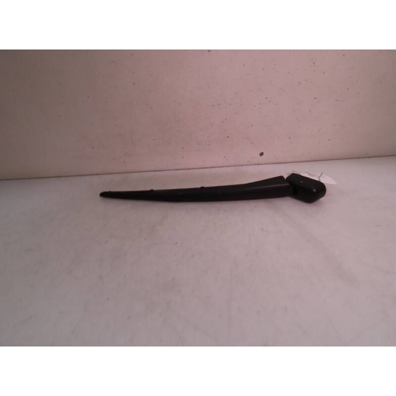 Bras Essuie-Glace ArriÃ¨Re Kia Picanto Ii (Ta) 1.0 (2011-2017) 988111y000