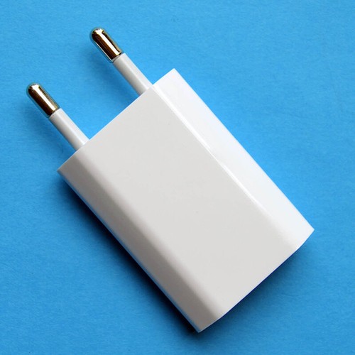 1x Europäisches USBNetzteil EUSteckerWandReiseladegerät für iPhone SamsuWP4