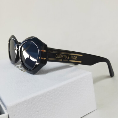 小物 DIOR butterfly frame sunglasses Купить dior signature black butterfly frame sunglasses for men and