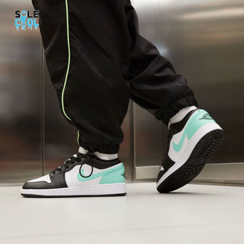 AIR JORDAN 1 RETRO LOW OG (GS) ウィメンズ25cm Women's Jordan 1 Retro Low OG Black/Gorge Green-Varsity Red