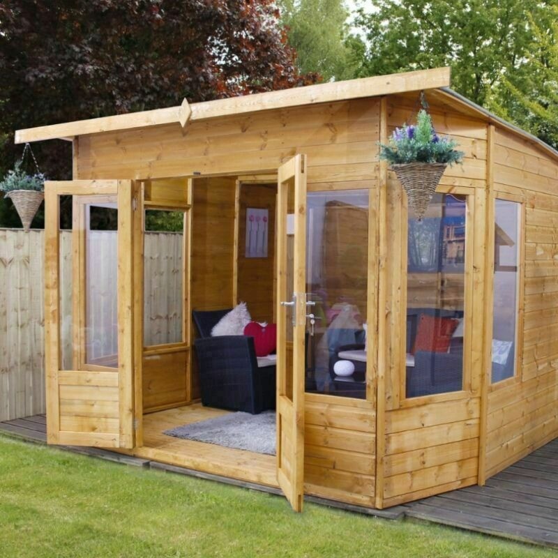 summer house / garden shed 8 foot wide 7 foot deep in