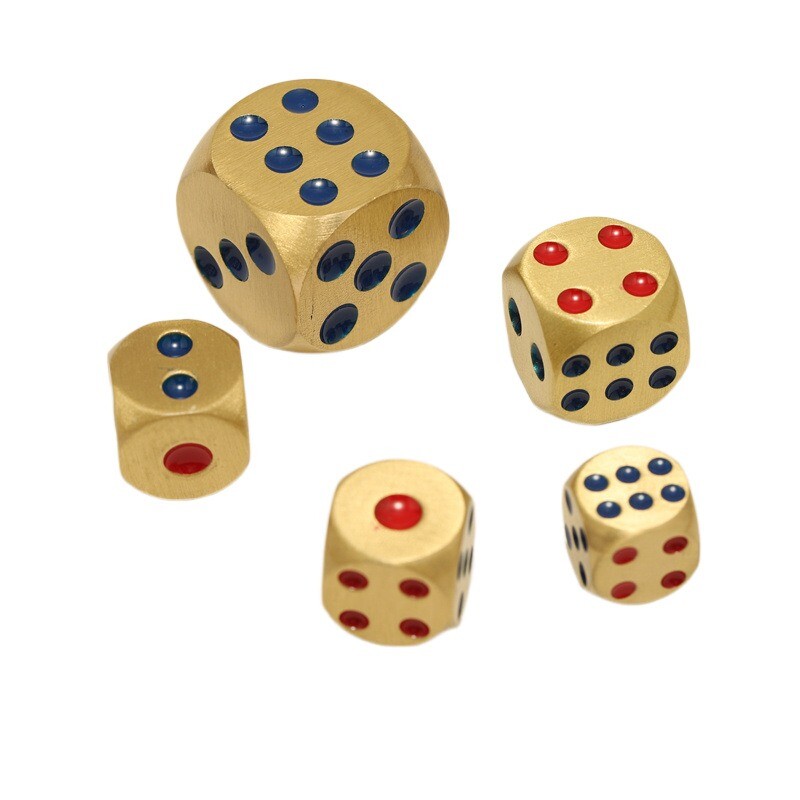 2x Brass Dice Polished Bar Club Supplies Metal Retro Style Mahjong Crafts Multi