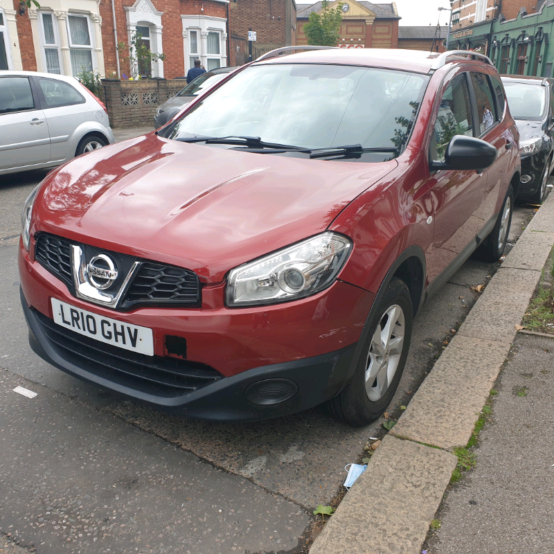 Nissan Qashqai +2 7 Seater SUV Red Petrol 1.6 ULEZ Car in Leytonstone, London Gumtree