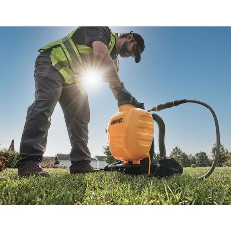 Dewalt Backpack Sprayer High Pressure Pump 4 Gallon Weeding Feeding Lawn Pests