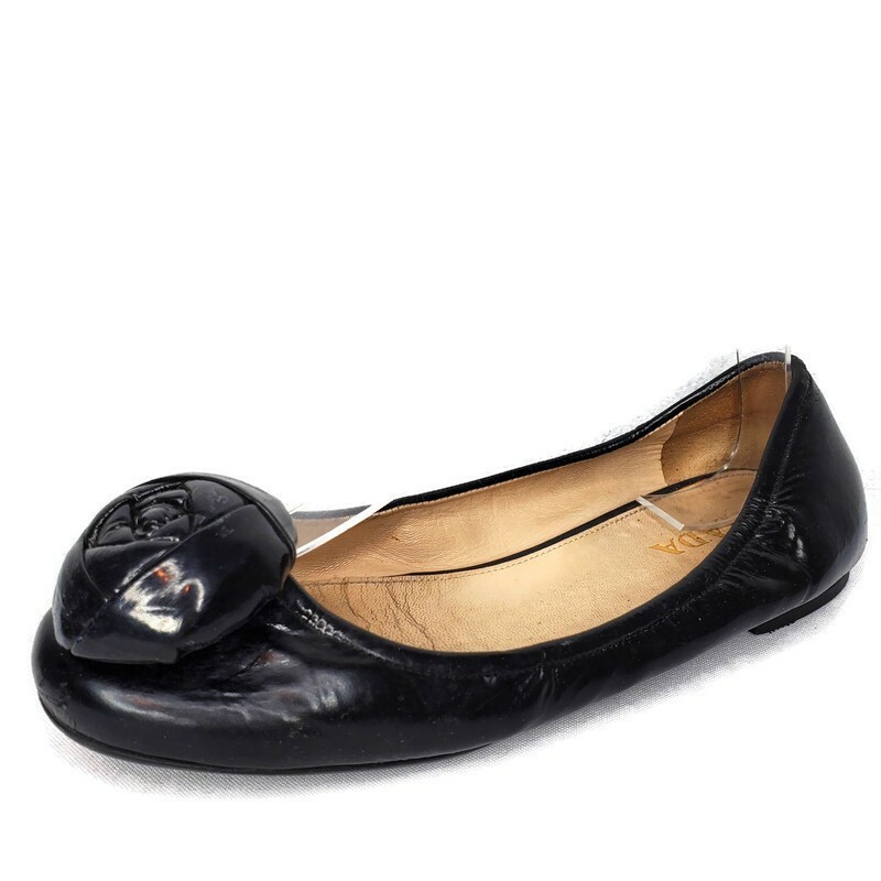 PRADA Womens Size 6.5 US Black Patent Leather Ballet Flats