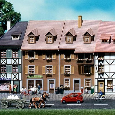 2 demi-maisons de ville 1 face -HO-1/87-FALLER 130432