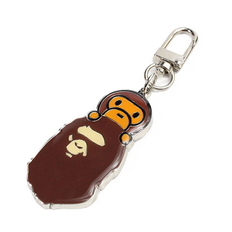 A Bathing Ape llaveros, anillos y estuches para hombres