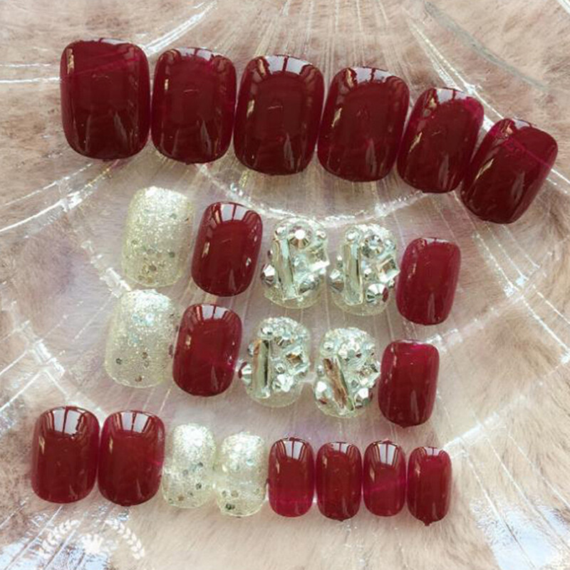 24 Pcs/Set Fashion Acrylic Design Nail Tips False French Short Nails