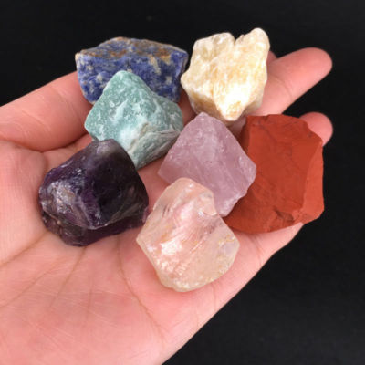 7 Stones Chakra Set Seven Medium Rough Natural Raw Crystal Kit & Pouch