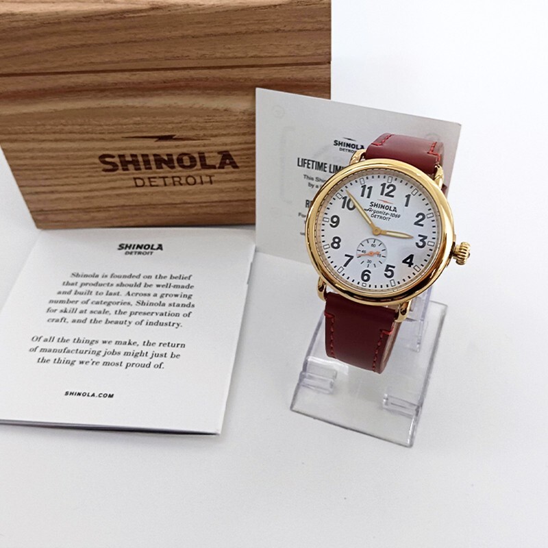 Pre-owned Shinola Runwell Gold Case With Brown Leather Strap Men & Women Watch 41mm