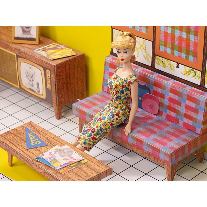 1962 MATTEL REPRO BARBIE DREAM HOUSE WITH DOLL - BNIB