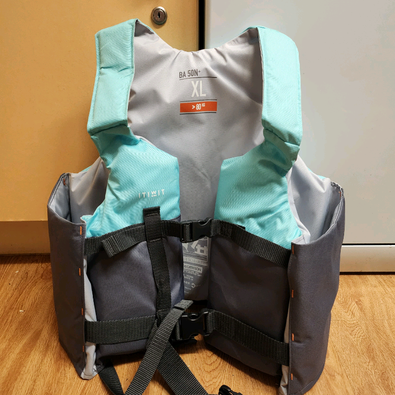 Decathlon xl adults life jacket in Peterborough, Cambridgeshire Gumtree