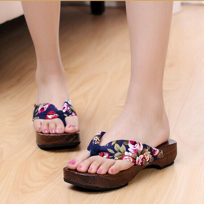 Women's geta sandals 2025