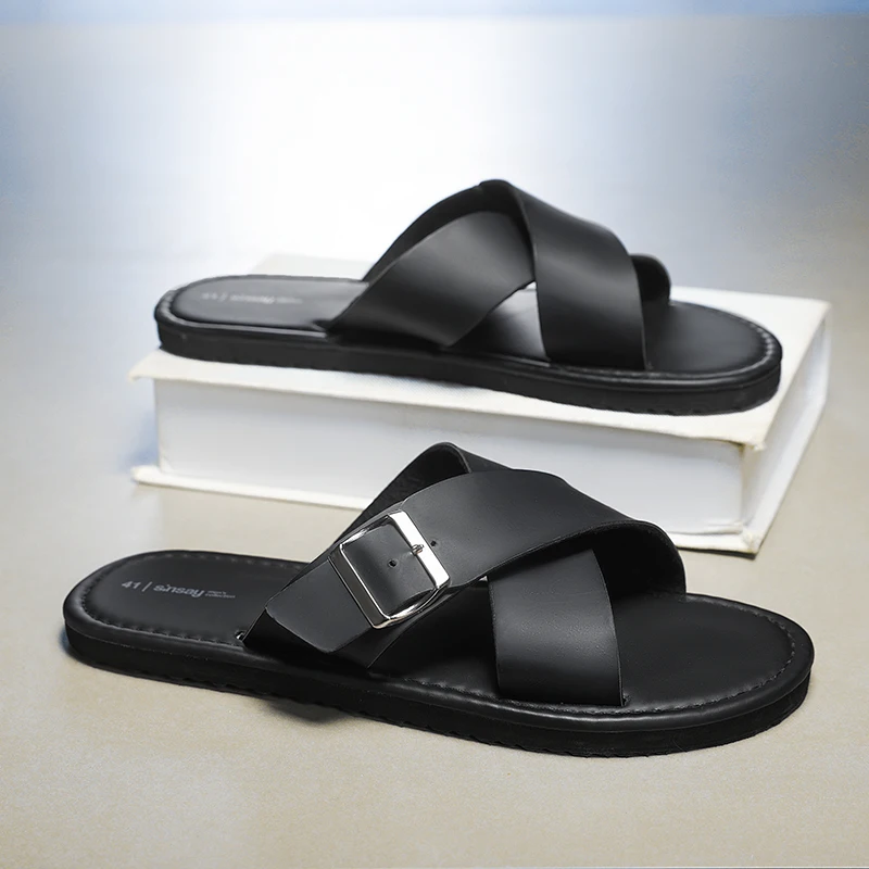Summer Men's Slippers Sandals Fashion Lightweight Casual Slippers Beach Sandals