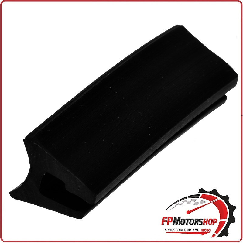 PROFILATO GUARNIZIONI GOMMA PER VESPA BAULETTO ET3 NERO 5PZ ARIETE 08972/A