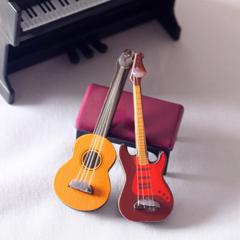 1:12 Dollhouse Miniature Mini Classic Guitar Model Toy Instr