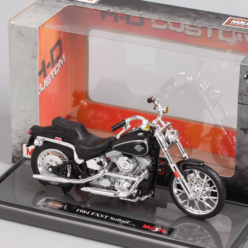 Maisto  HARLEY-Davidson  4台セット Lot Of (4) Vintage Maisto 1:18 Harley-Davidson Motorcycles