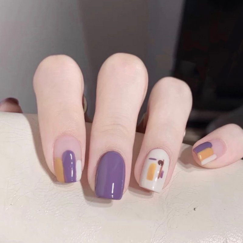 On Nails Decor
