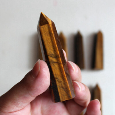 Natural Rainbow Quartz Crystal Point Wand Obelisk Mineral Rock Healing Fossils