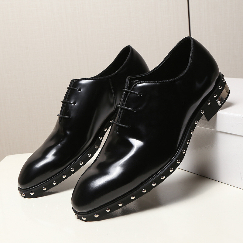 靴 Painted leather shoes Men's Formal Business Real Patent Leather Shoes Metal