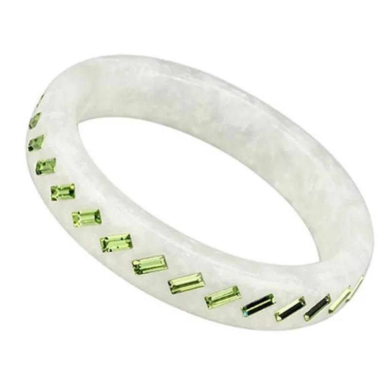 Alamode VL093-8 8 In. Resin Bangle with Top Grade Crystal, Peridot