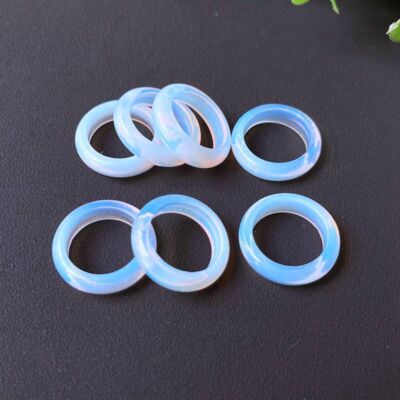 Natural Opal Quartz Crystal Ring Chakra Healing Stone Finger Circle Jewelry Gift